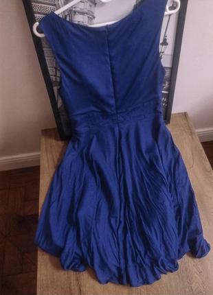 Вечірня сукня насиченого волошкового кольору з v-подібним вирізом3 фото
