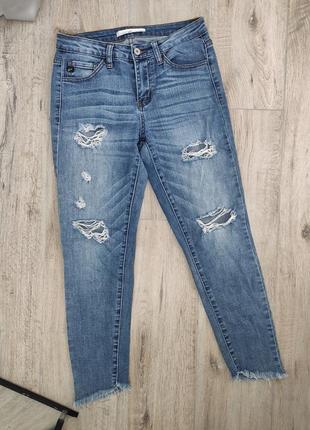 Укороченные джинсы с эффектом старения бойфренди1 фото