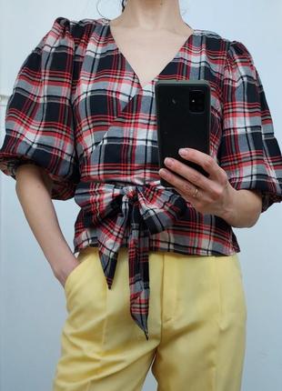 Блуза в клітку з широкими рукавами-буфами1 фото