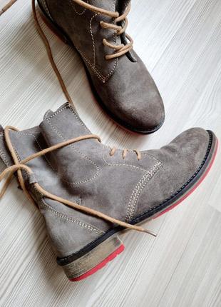Весенние замшевые ботинки аутентичные tamaris2 фото