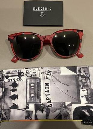Красные электрические солнцезащитные очки bengal от electric!7 фото