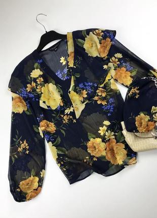 Дужа гарна шифонова блуза з воланом по горловині1 фото