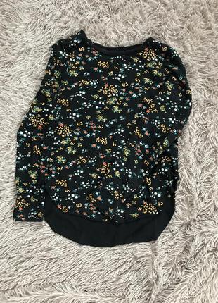 Ніжна квіткова кофтинка