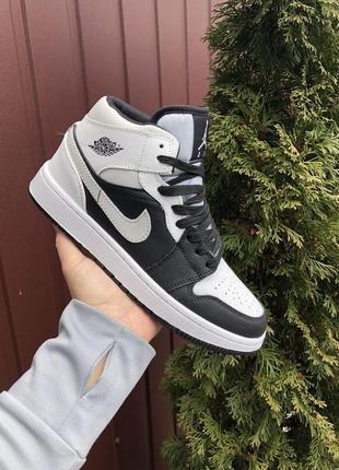 Р.36,  41  кроссовки  nike air jordan (черно/бело/серые)  ks 11077