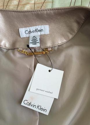 Модная кожаная куртка calvin klein4 фото