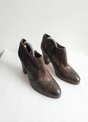 Шкіряні жіночі демі черевики ботильйони liebeskind berlin німеччина оригінал
