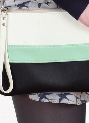 Черно-белый клатч carryme 4