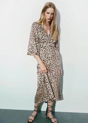 Сукня міді з драпіруванням і квітковим принтом zara - s, l
