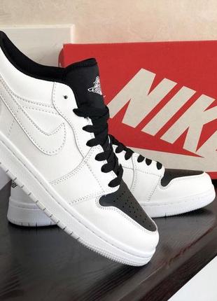 Р.44, 45 кросівки nike air jordan 1 low (білі)