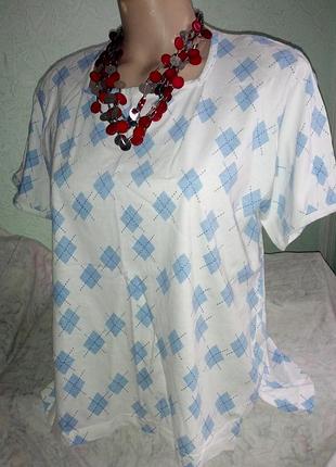 Оригінальна ніжна футболка,46-52разм.