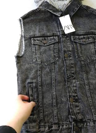Нова джинсова жилетка з капюшоном джинс zara5 фото