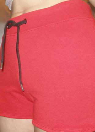 Шорти спортивні жіночі червоного кольору inspire3 фото