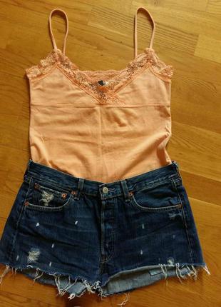 Яркая майка c кружевом atmosphere 12 р