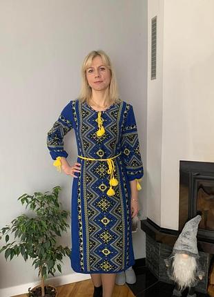 Вязаное платье вышиванка много цветов вишиванка вязане плаття з стилізованою вишивкою