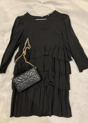 Стильное платье.