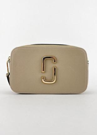 Marc jacobs the snapshot beige gold трендова бежевпя сумочка марк джейкобс бренд жіноча стильна бежева сумка бєж3 фото