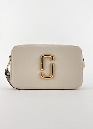 Marc jacobs the snapshot beige milk gold жіноча стильна бежева молочна сумочка світлий беж жіноча бежева сумка світлий бєж тренд новинка3 фото