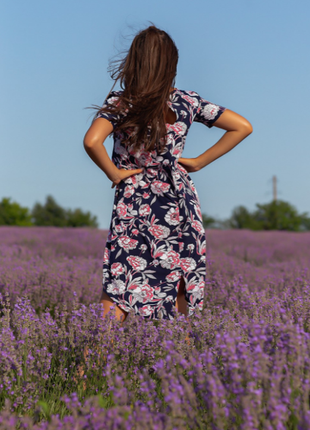 Асимметричное платье до колен принт цветы свободное прямое легкое3 фото