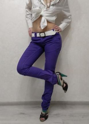 Женские штаны. яркие женские джинсы. сиреневые джинсы9 фото