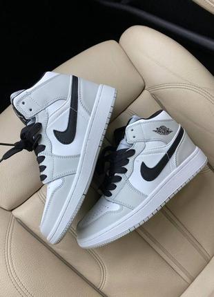 Кросiвки jordan 1 mid light grey6 фото