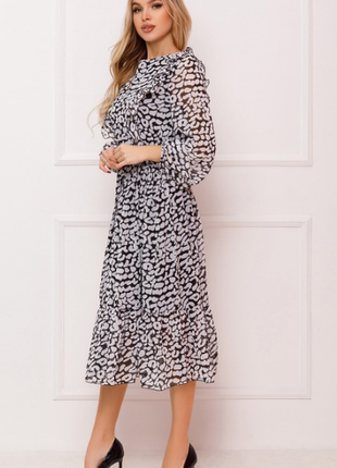 Миди нарядное шифоновое платье с рюшами принт леопард миди классика2 фото