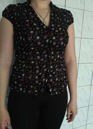 Блуза h&m в квітковий принт1 фото