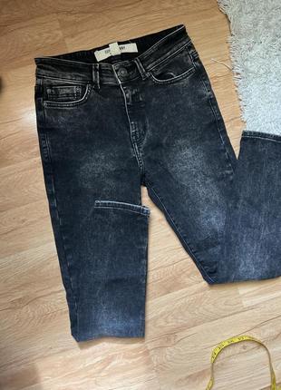 Джинси