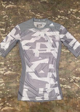 Компресійна футболка adidas techfit camo, оригінал, розмір s