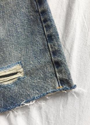 Стильна синя джинсова міні спідниця з дірками та потертостями від f&f5 фото