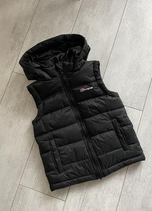 Фірмова жилетка berghaus 5-7 років