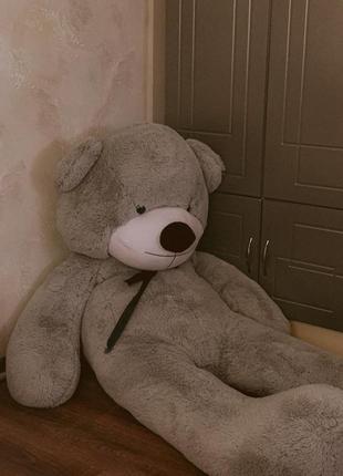 Ведмедик плюшевий
