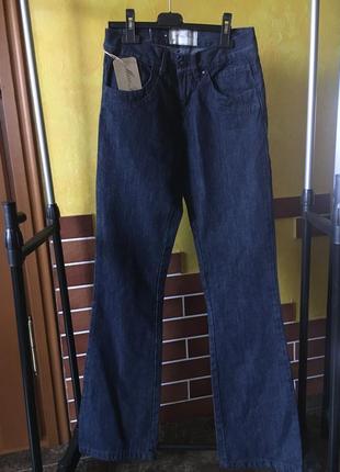 Джинсы новые