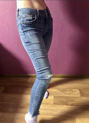 Джинсы, рваные джинсы4 фото