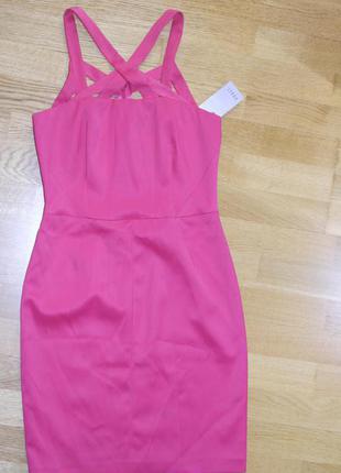 Красивенное розовое платье