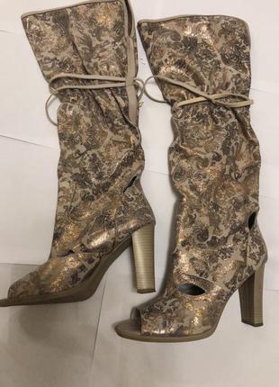 Чоботи літні р. 40