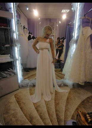 Вечернее/свадебное платье