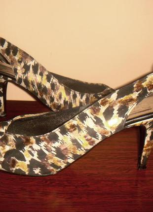 Подарунок італійські босоніжки marco veroni