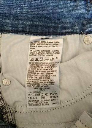 Джинсы скини levis,оригинал,голубого цвета.6 фото