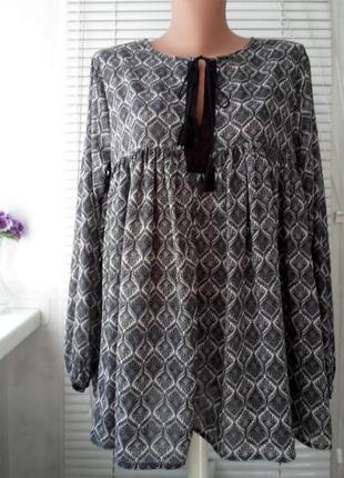 Красива блуза