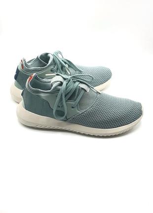 Оригінальні кросівки adidas