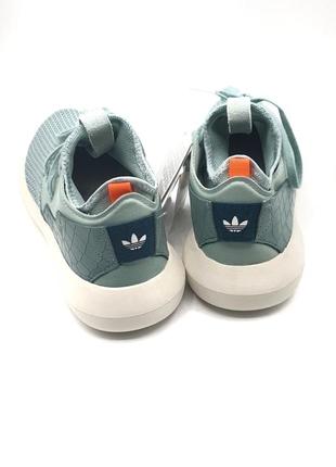 Оригінальні кросівки adidas2 фото