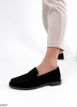 Лоферы туфли без каблука