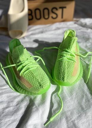 Кросівки зелені ізі