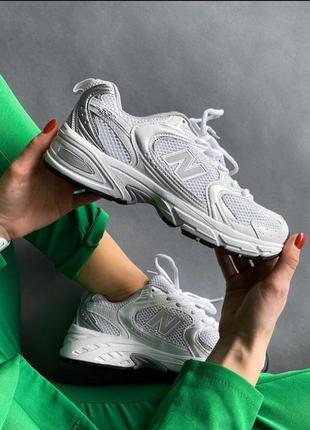 Стильні трендові кросівки new balance білі сріблисті жіночі підліткові дитячі 36-409 фото