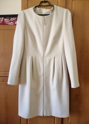 Пальто беж m-l