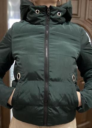 Жіноча куртка