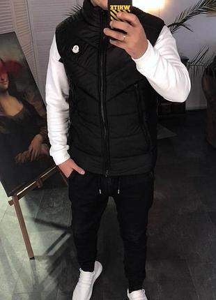 Жилетка moncler