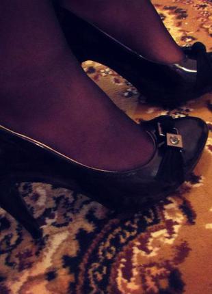 Туфлі розпродаж