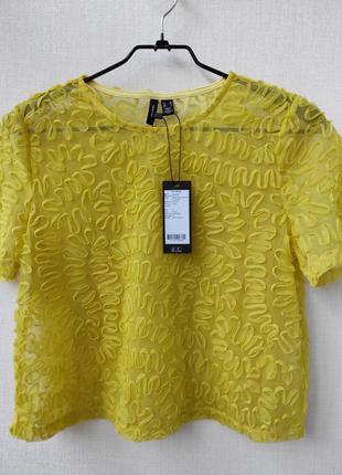 Яркая блузка-футболка желтого цвета vero moda