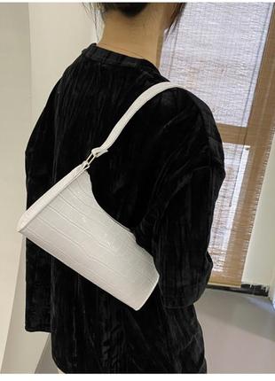 Новая сумка женская эко кожа лаковая с тиснением под рептилию белая2 фото
